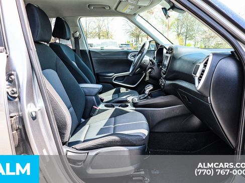 Used 2025 Kia Soul LX w/ LX Technology Package image 21
