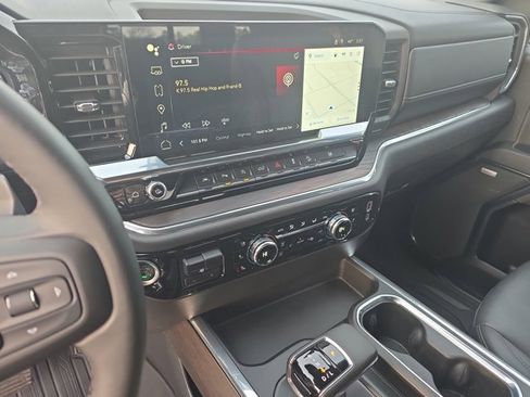 Used 2024 GMC Sierra 1500 SLT w/ SLT Premium Package image 20