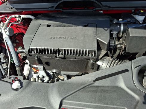 Certified 2025 Honda Pilot Sport image 29