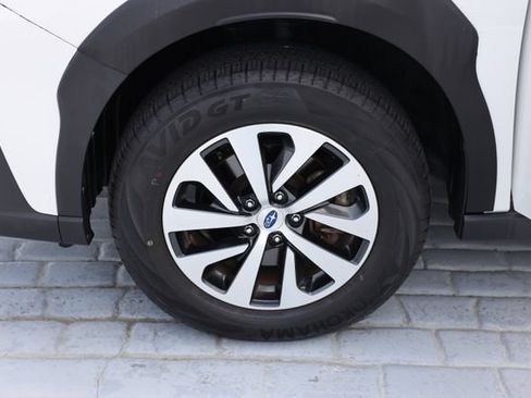 Certified 2024 Subaru Outback Premium AWD/4WD image 52