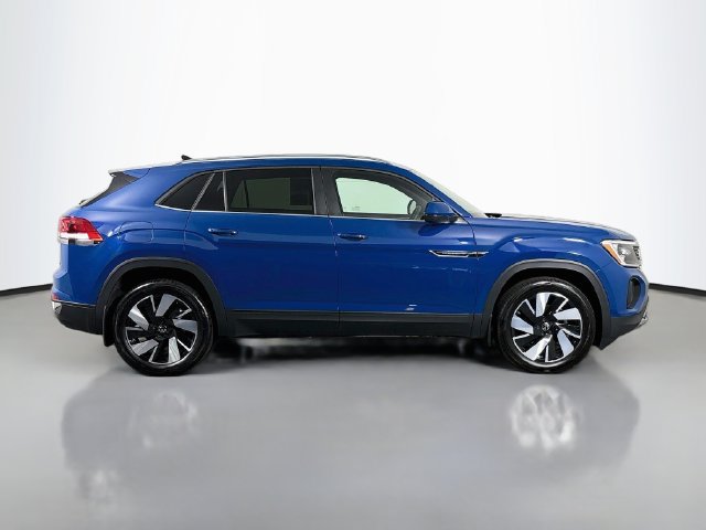 Used 2025 Volkswagen Atlas Cross Sport SE AWD/4WD image 8