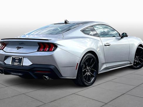 Certified 2025 Ford Mustang Coupe image 13