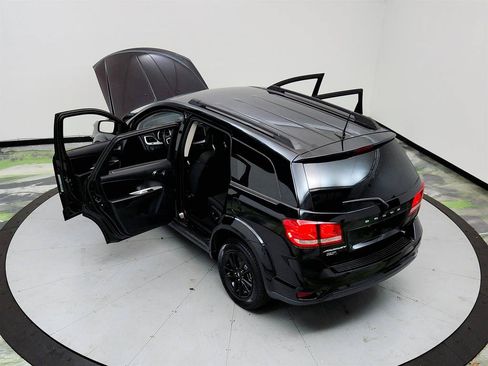 Used 2019 Dodge Journey SE w/ Premium Group FWD image 37