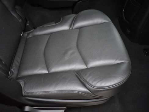 Used 2017 Cadillac Escalade Luxury image 45