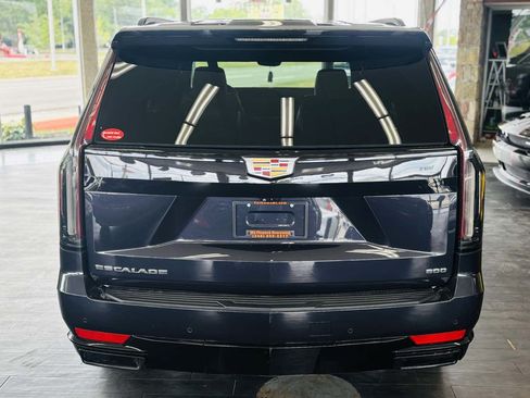 Used 2023 Cadillac Escalade Sport w/ Touring Package AWD/4WD image 8