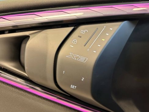 Used 2025 BMW X3 xDrive30i image 16