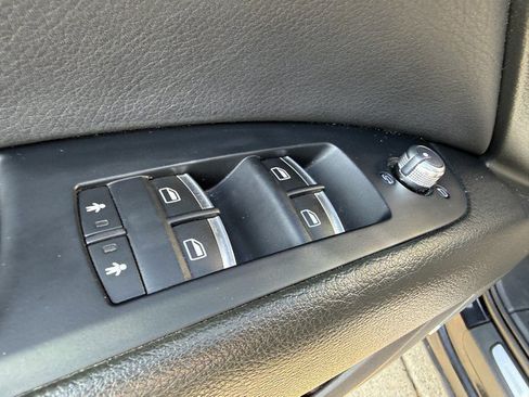 Used 2014 Audi Q7 3.0T S line Prestige w/ S Line Package AWD/4WD image 26
