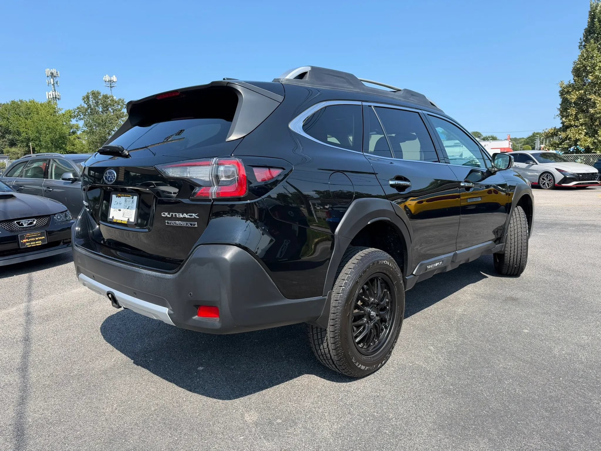 Used 2023 Subaru Outback Touring XT AWD/4WD image 3