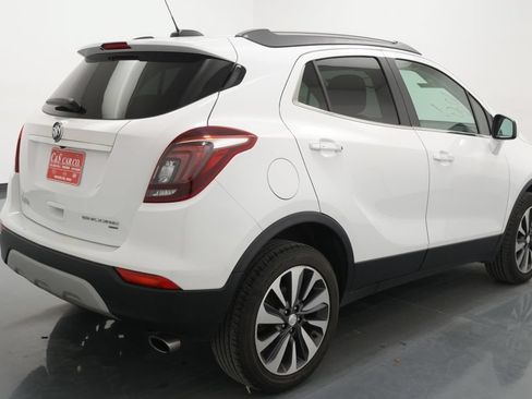 Used 2022 Buick Encore Preferred AWD/4WD image 9