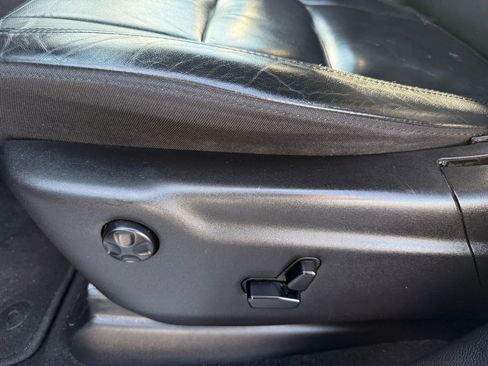 Used 2020 Jeep Grand Cherokee Limited image 17