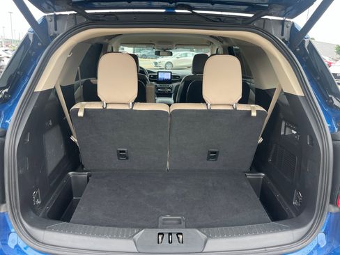 Used 2020 Ford Explorer Limited RWD image 36
