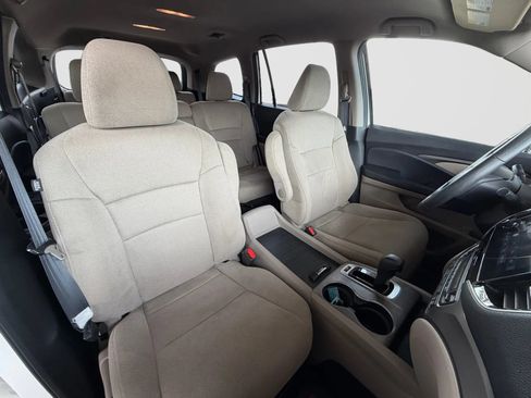 Used 2019 Honda Pilot EX image 23