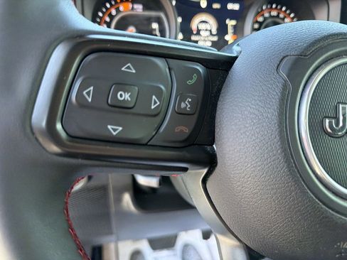 Used 2024 Jeep Wrangler Unlimited Rubicon w/ Convenience Group AWD/4WD image 20