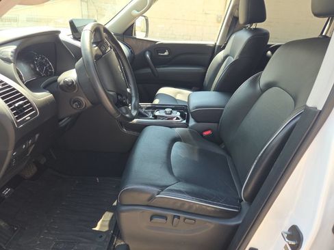 Used 2022 INFINITI QX80 Premium Select w/ All-Season Package AWD/4WD image 24