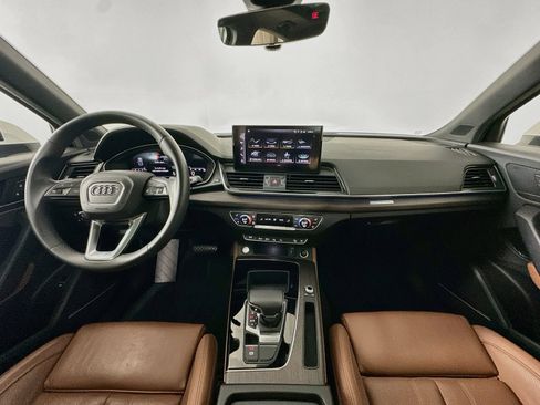 Used 2021 Audi Q5 Prestige w/ Prestige Package AWD/4WD image 14