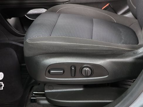 Used 2021 GMC Acadia SLE w/ Driver Convenience Package image 20