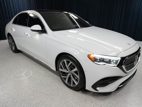 New 2026 Mercedes-Benz E 350 Sedan image 3