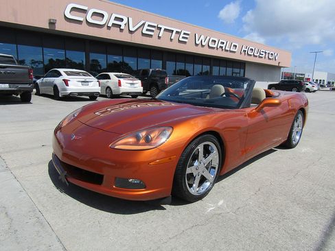 Used 2007 Chevrolet Corvette Convertible w/ Preferred Equipment Group RWD image 1