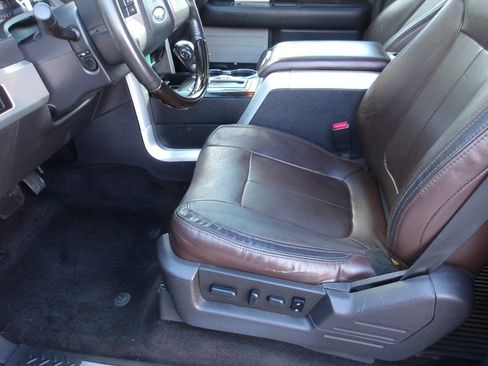 Used 2011 Ford F150 Platinum image 7