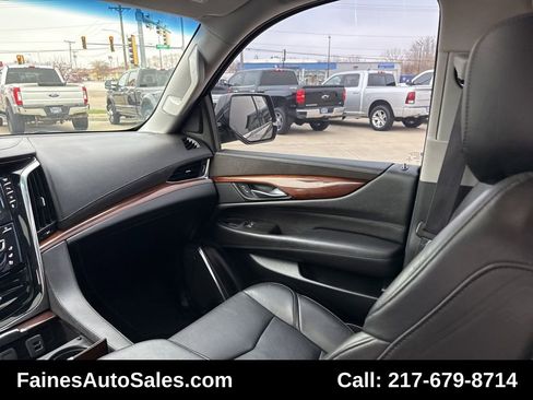 Used 2015 Cadillac Escalade Premium image 65