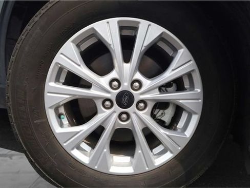 Certified 2024 Ford Escape Active FWD image 3