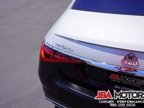 Used 2021 Mercedes-Benz S 580 4MATIC Sedan w/ AMG Line image 16