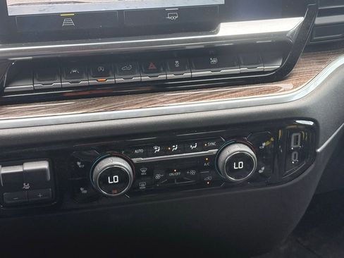 Used 2026 Chevrolet Silverado 1500 RST w/ RST Select Package image 11