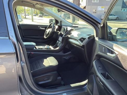 Used 2022 Ford Edge SEL image 25