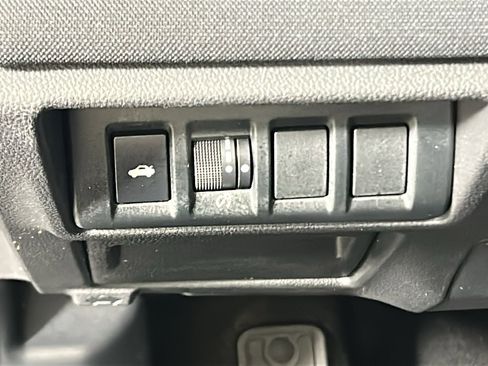 Used 2022 Subaru Legacy Premium AWD/4WD image 20