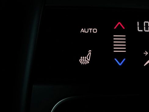 Used 2023 Maserati Grecale Modena AWD/4WD image 17