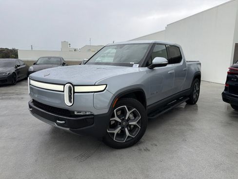 Used 2023 Rivian R1T Adventure Dual AWD/4WD image 3