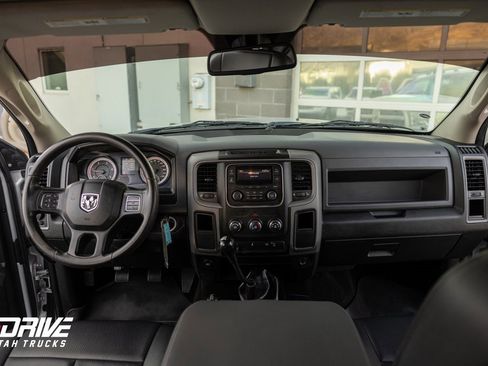 Used 2017 RAM 3500 Tradesman w/ Chrome Appearance Group image 20
