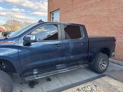 Used 2021 Chevrolet Silverado 1500 LT w/ Z71 Off-Road Package
