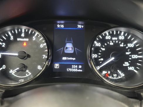 Used 2020 Nissan Rogue S w/ Special Edition Package FWD image 5