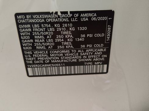 Used 2021 Volkswagen Atlas SEL FWD image 33