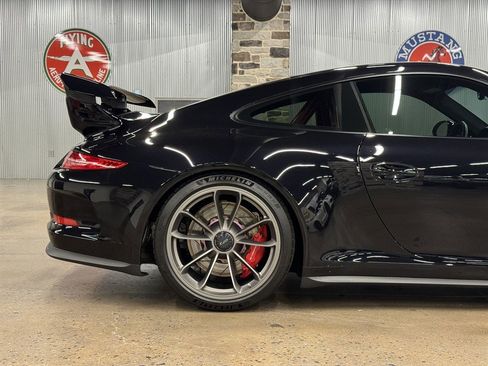Used 2015 Porsche 911 GT3 image 13
