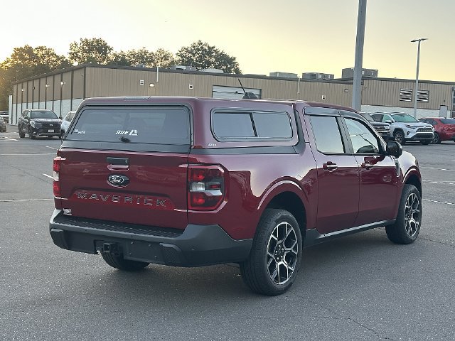 Used 2025 Ford Maverick Lariat AWD/4WD image 7