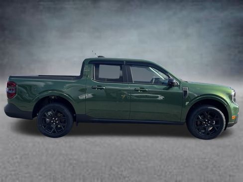 New 2025 Ford Maverick Lariat w/ Black Appearance Package image 4