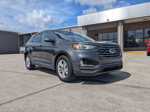 Used 2020 Ford Edge SEL FWD image 2