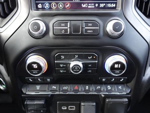 Used 2022 GMC Sierra 2500 AT4 w/ AT4 Preferred Package image 45