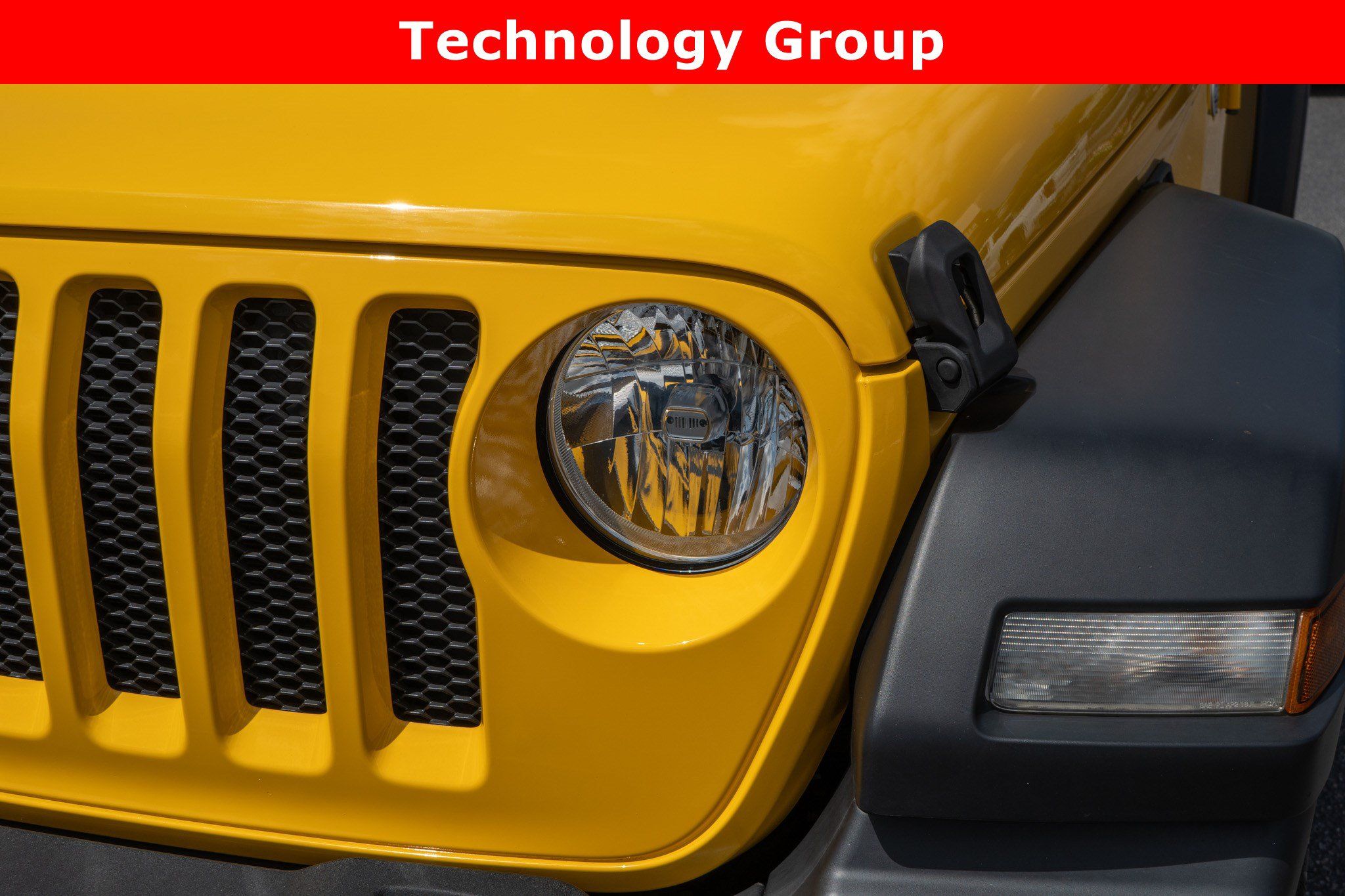 Used 2021 Jeep Wrangler Sport AWD/4WD image 9