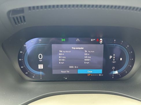 New 2025 Volvo XC60 B5 Plus w/ Protection Package Premier image 15