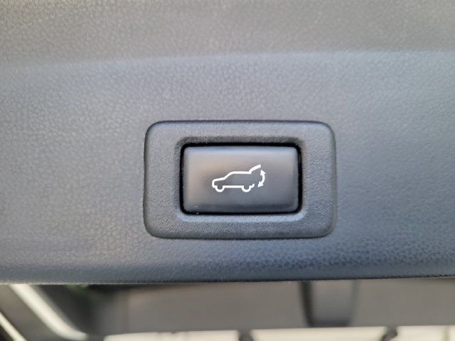 Used 2019 Subaru Ascent Touring AWD/4WD image 12