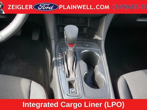 Used 2023 Chevrolet Equinox RS w/ LPO, Floor Liner Package FWD image 16