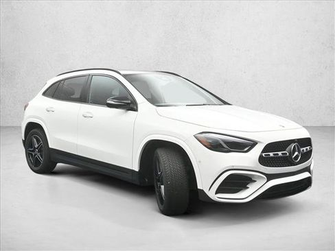 Certified 2026 Mercedes-Benz GLA 250 4MATIC image 4