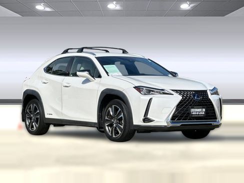 Used 2019 Lexus UX 250h w/ Accessory Package image 6