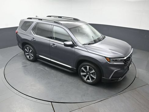 Used 2023 Honda Pilot Touring image 46