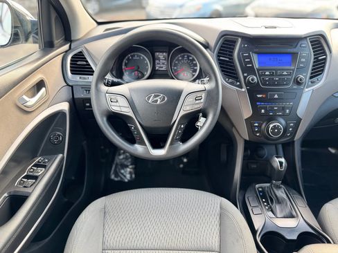 Used 2015 Hyundai Santa Fe Sport image 12