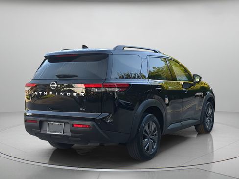Used 2024 Nissan Pathfinder SV FWD image 40