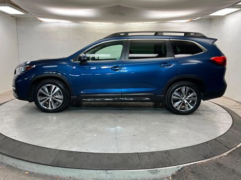 Used 2021 Subaru Ascent Limited image 2